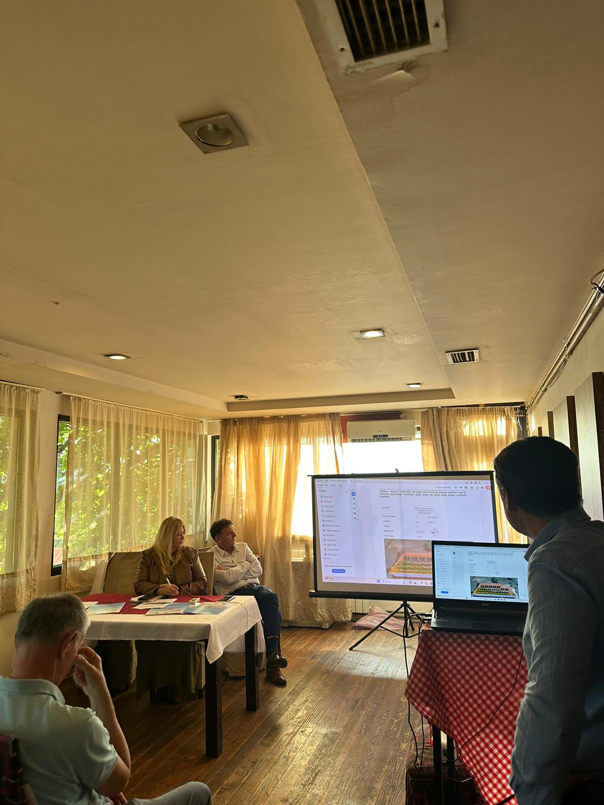 Grad Kraljevo nedovoljno koristi obnovljive izvore energije u svojim javnim objektima